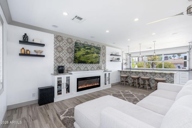 2537 N 69TH Place, Scottsdale, AZ 85257