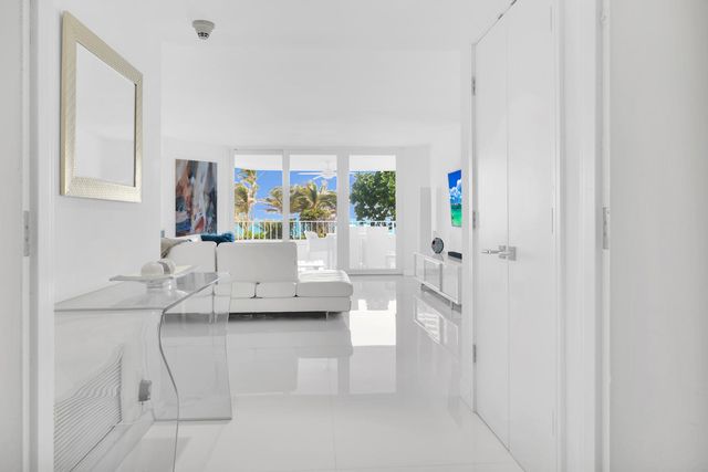 550 S Ocean Boulevard 305, Boca Raton, FL 33432