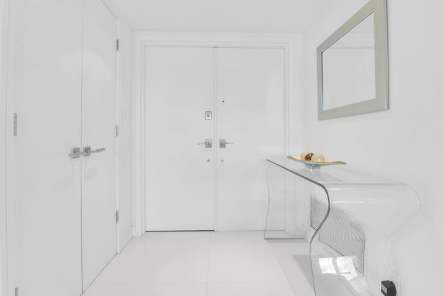 550 S Ocean Boulevard 305, Boca Raton, FL 33432