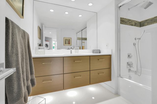 550 S Ocean Boulevard 305, Boca Raton, FL 33432