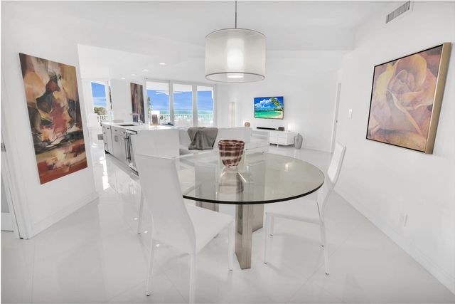 550 S Ocean Boulevard 305, Boca Raton, FL 33432