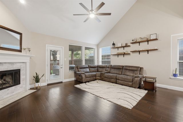 6974 Shoreview, Grand Prairie, TX 75054