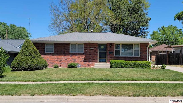 5020 Claire Avenue, Lincoln, NE 68516