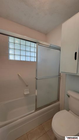 5020 Claire Avenue, Lincoln, NE 68516