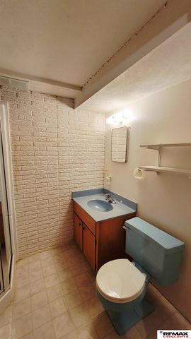 5020 Claire Avenue, Lincoln, NE 68516
