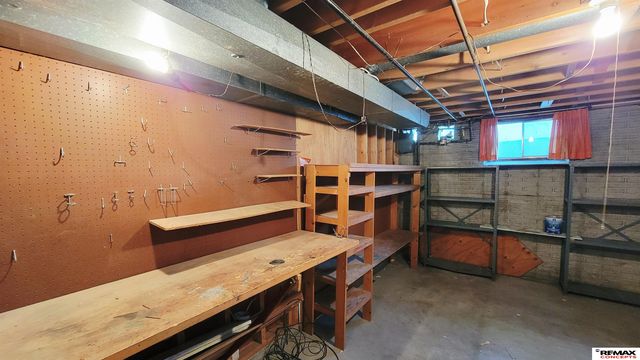 5020 Claire Avenue, Lincoln, NE 68516