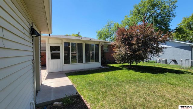 5020 Claire Avenue, Lincoln, NE 68516