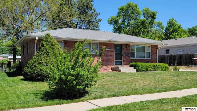 5020 Claire Avenue, Lincoln, NE 68516