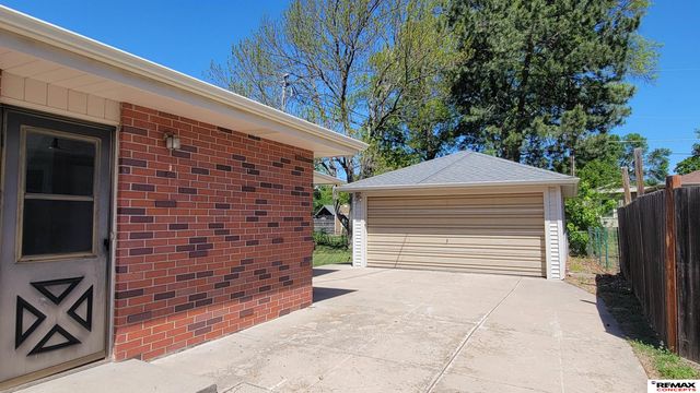 5020 Claire Avenue, Lincoln, NE 68516