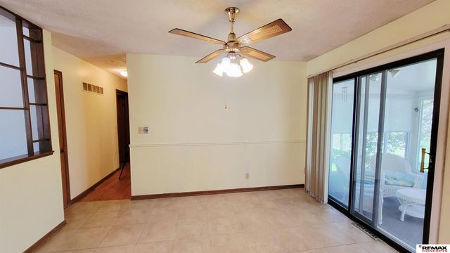 5020 Claire Avenue, Lincoln, NE 68516