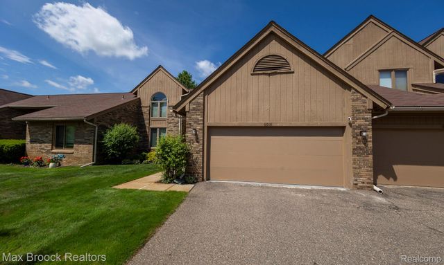 6606 Westbrooke Court, West Bloomfield Charter Township, MI 48322