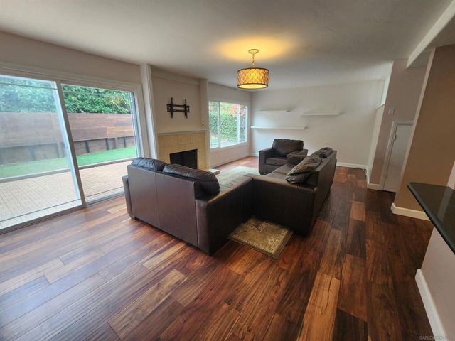 8730 Caminito Sueno, San Diego, CA 92037