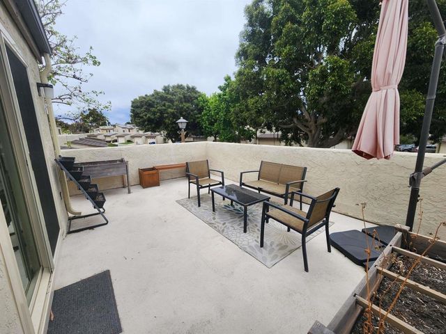 8730 Caminito Sueno, San Diego, CA 92037