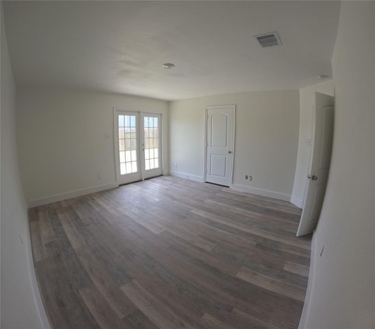 8418 Rayburn Road, Cove, TX 77523