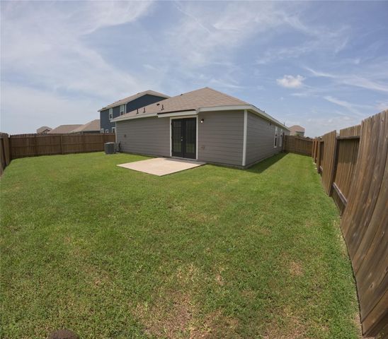 8418 Rayburn Road, Cove, TX 77523