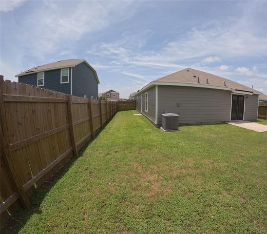 8418 Rayburn Road, Cove, TX 77523