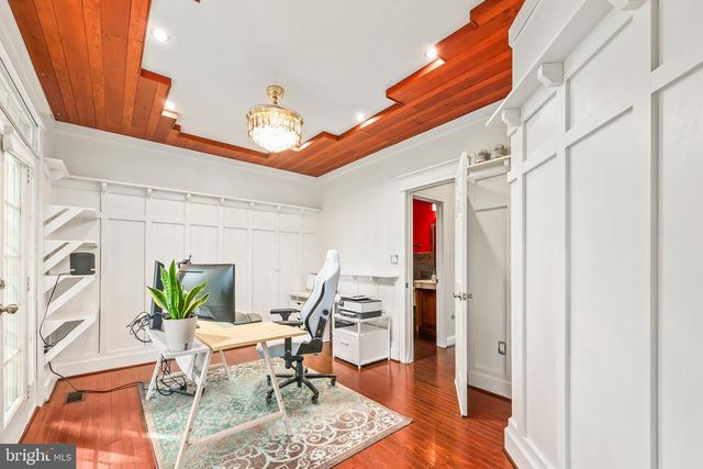 1402 SANDS CIR, Fredericksburg, VA 22401