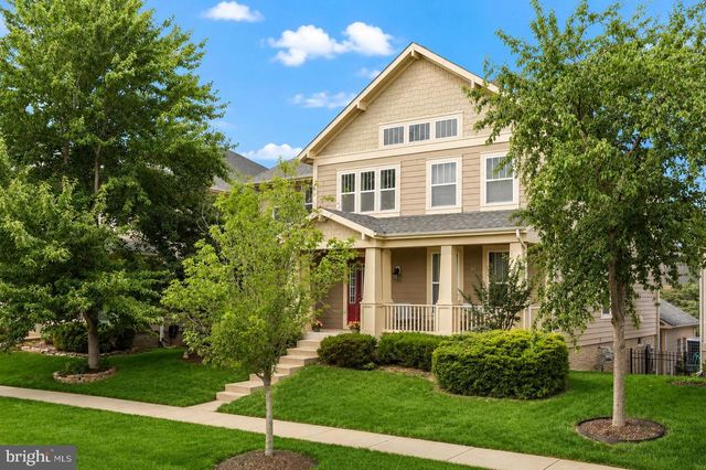 1402 SANDS CIR, Fredericksburg, VA 22401