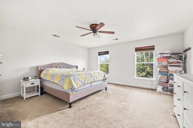 1402 SANDS CIR, Fredericksburg, VA 22401