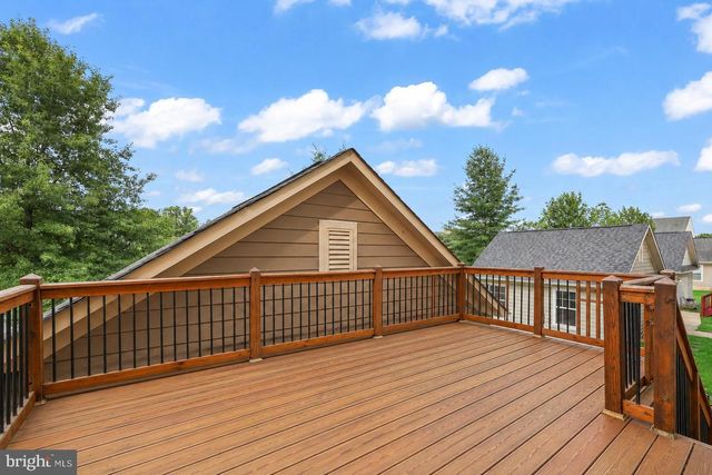 1402 SANDS CIR, Fredericksburg, VA 22401