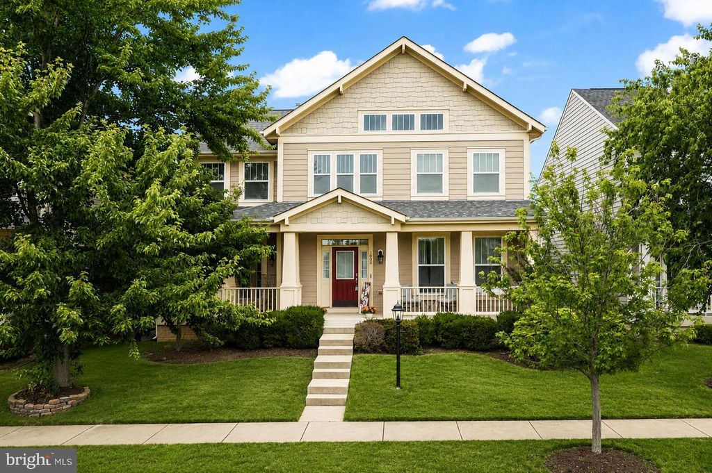 1402 SANDS CIR, Fredericksburg, VA 22401