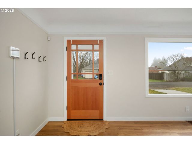 16428 Se WOODWARD St, Portland, OR 97236