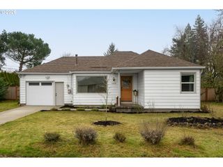 16428 Se WOODWARD St, Portland, OR 97236