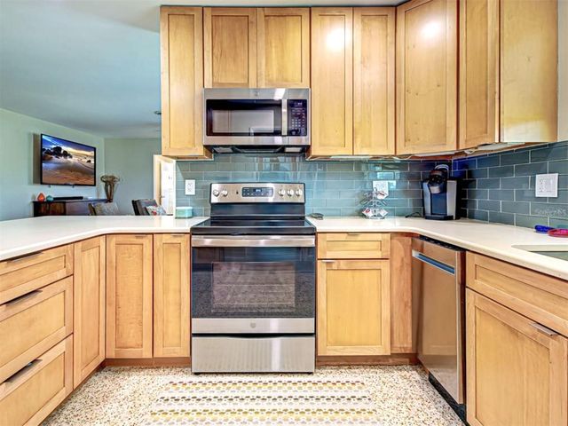 220 GLEN OAK ROAD, Venice, FL 34293