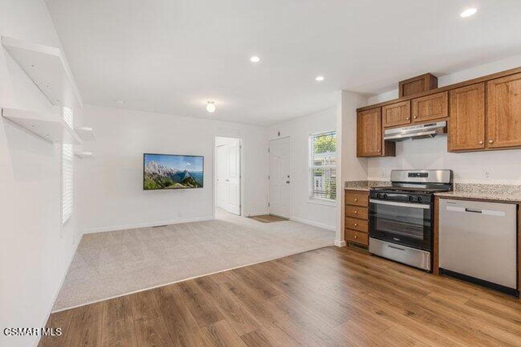 2193 Los Feliz Drive 63, Thousand Oaks, CA 91362 — photo 2