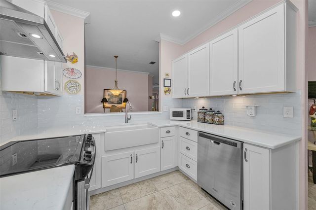 3164 BROOKER CREEK WAY, Palm Harbor, FL 34685