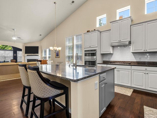 432 Fieldsview Lane, Simpsonville, SC 29681