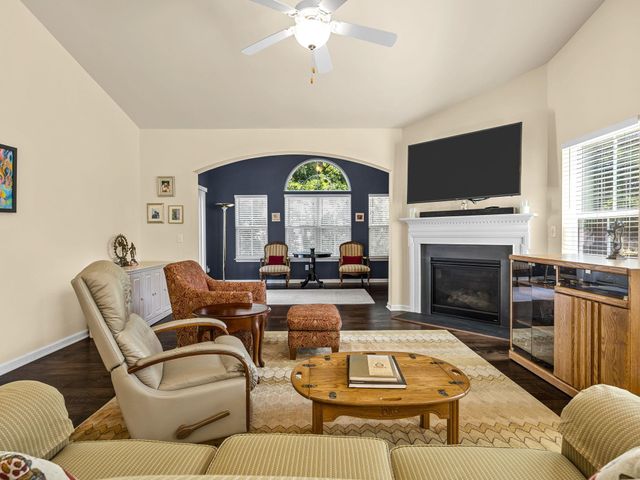 432 Fieldsview Lane, Simpsonville, SC 29681