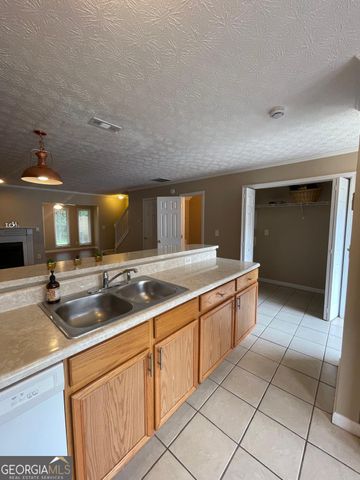 2962 Stonecrest Lane, Lithonia, GA 30038