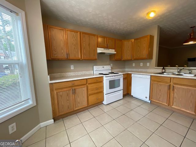 2962 Stonecrest Lane, Lithonia, GA 30038
