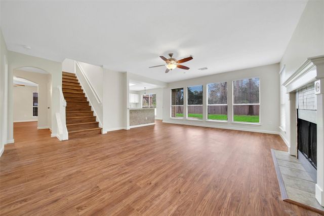 1427 Redwood Village Circle, Spring, TX 77386