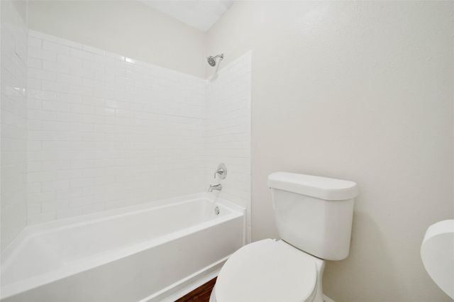 1427 Redwood Village Circle, Spring, TX 77386