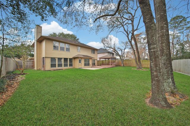 1427 Redwood Village Circle, Spring, TX 77386