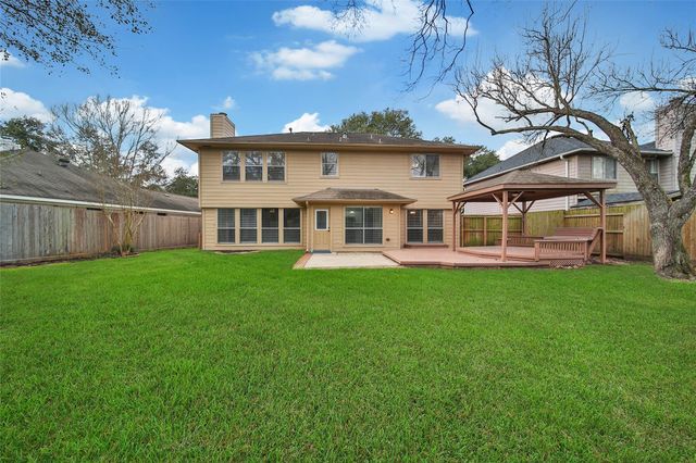 1427 Redwood Village Circle, Spring, TX 77386