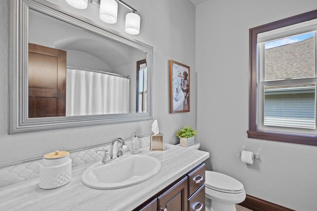 1638 STEINER LANE, Green Bay, WI 54313