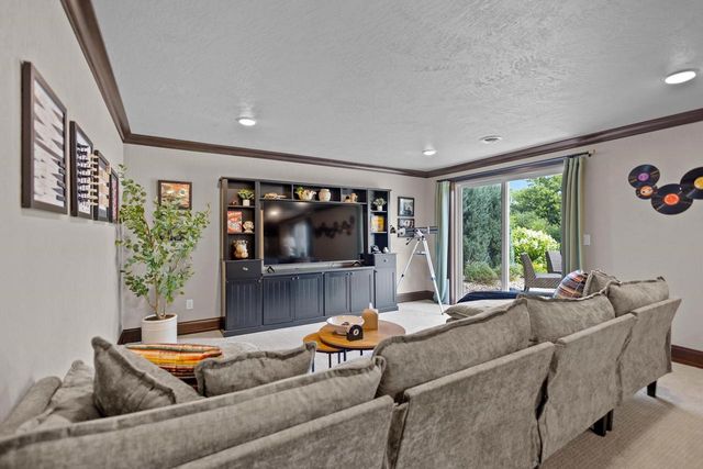 1638 STEINER LANE, Green Bay, WI 54313