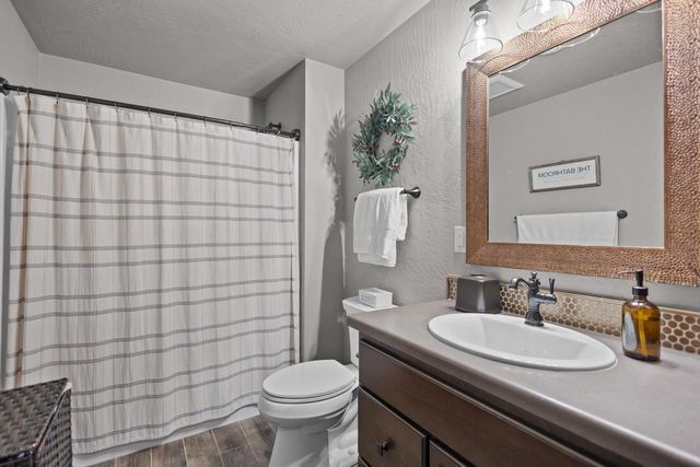 1638 STEINER LANE, Green Bay, WI 54313