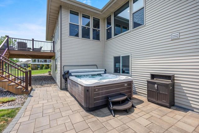 1638 STEINER LANE, Green Bay, WI 54313