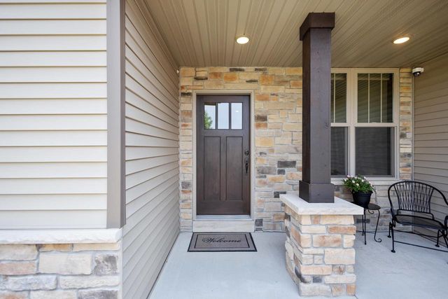 1638 STEINER LANE, Green Bay, WI 54313