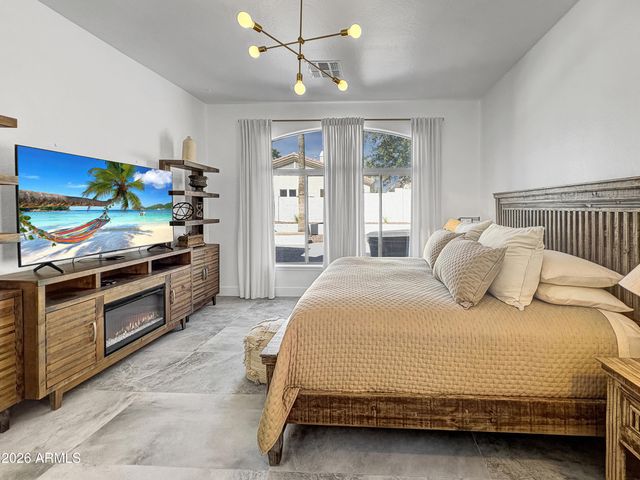 14132 W BENT TREE Circle S, Litchfield Park, AZ 85340