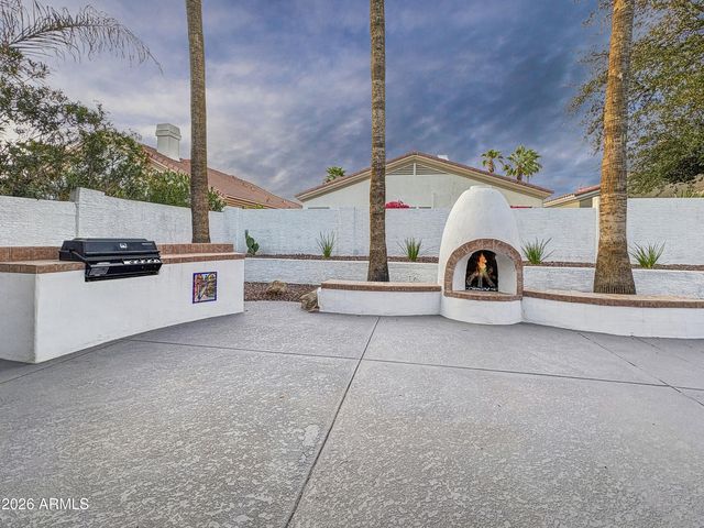 14132 W BENT TREE Circle S, Litchfield Park, AZ 85340