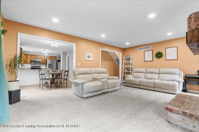 3910 Bayberry Lane, Lansing, MI 48911