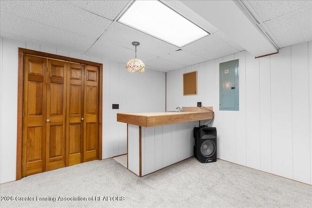 3910 Bayberry Lane, Lansing, MI 48911