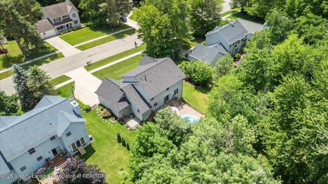 3910 Bayberry Lane, Lansing, MI 48911