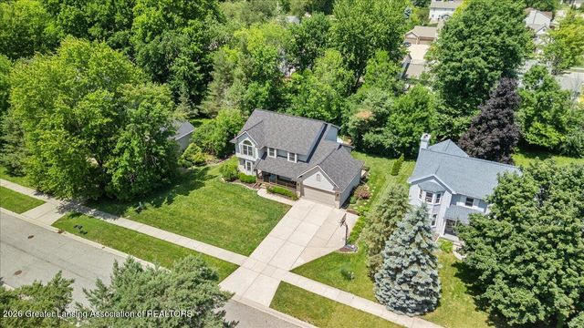3910 Bayberry Lane, Lansing, MI 48911