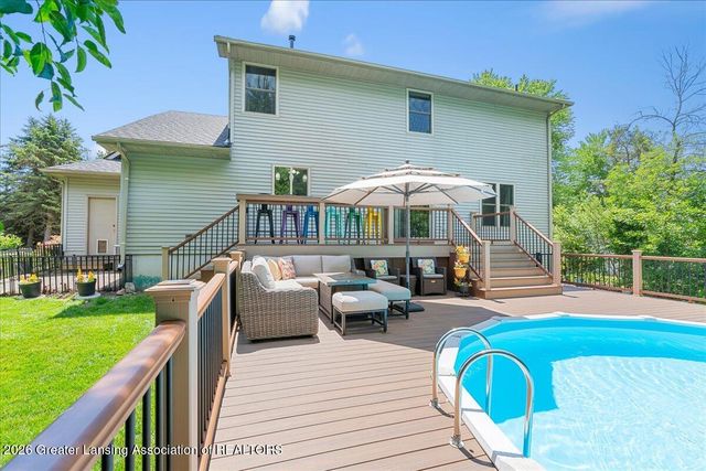 3910 Bayberry Lane, Lansing, MI 48911